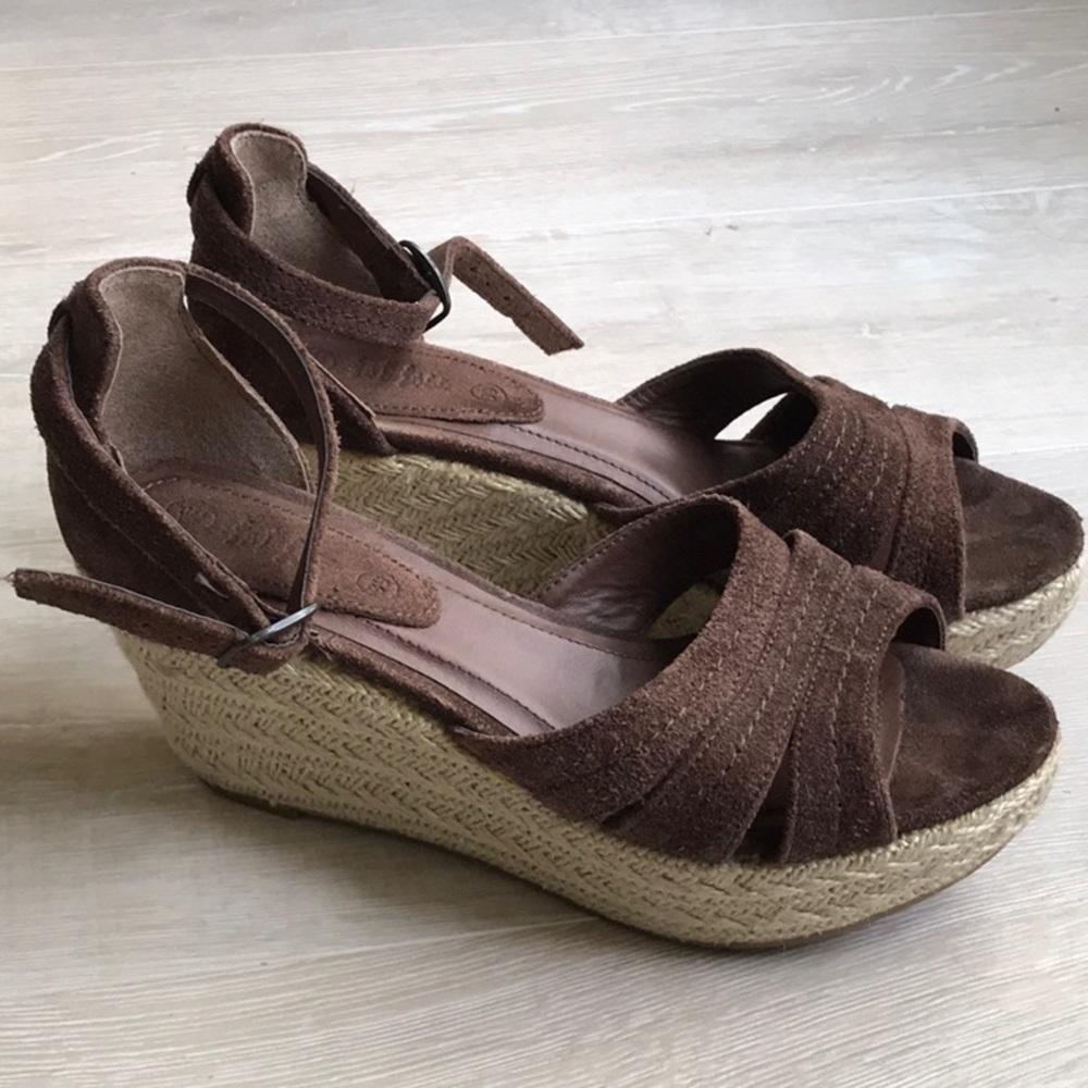 Brown suede leather platform sandals wedges